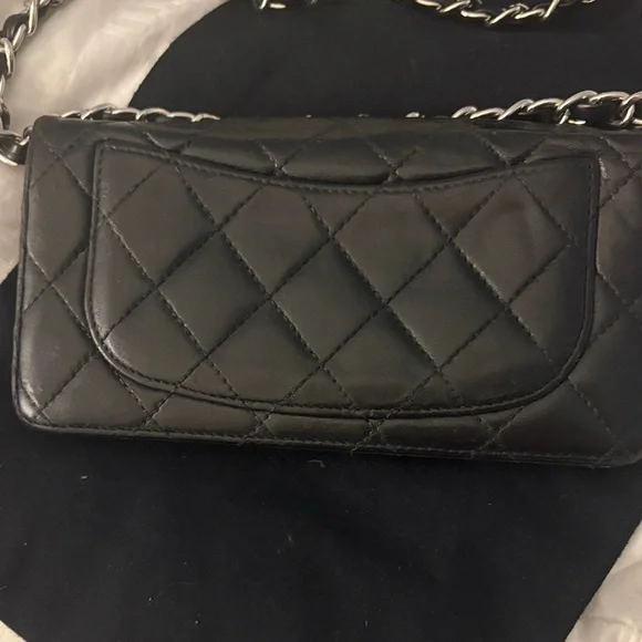 CHANEL Black Quilted Leather Crossbody Wallet with Silver Chain- - Picture 5 of 8